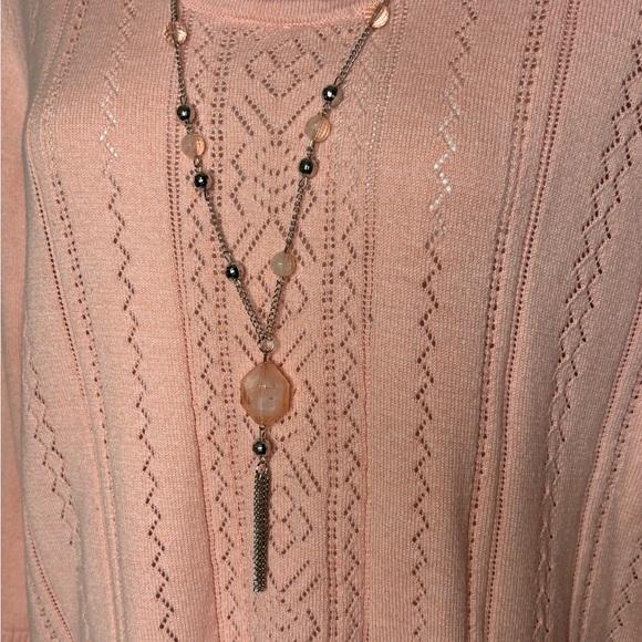 Alfred Dunner Silver and Peach Pendant Necklace Sweater with Mock Collar Size L - Picture 4 of 9